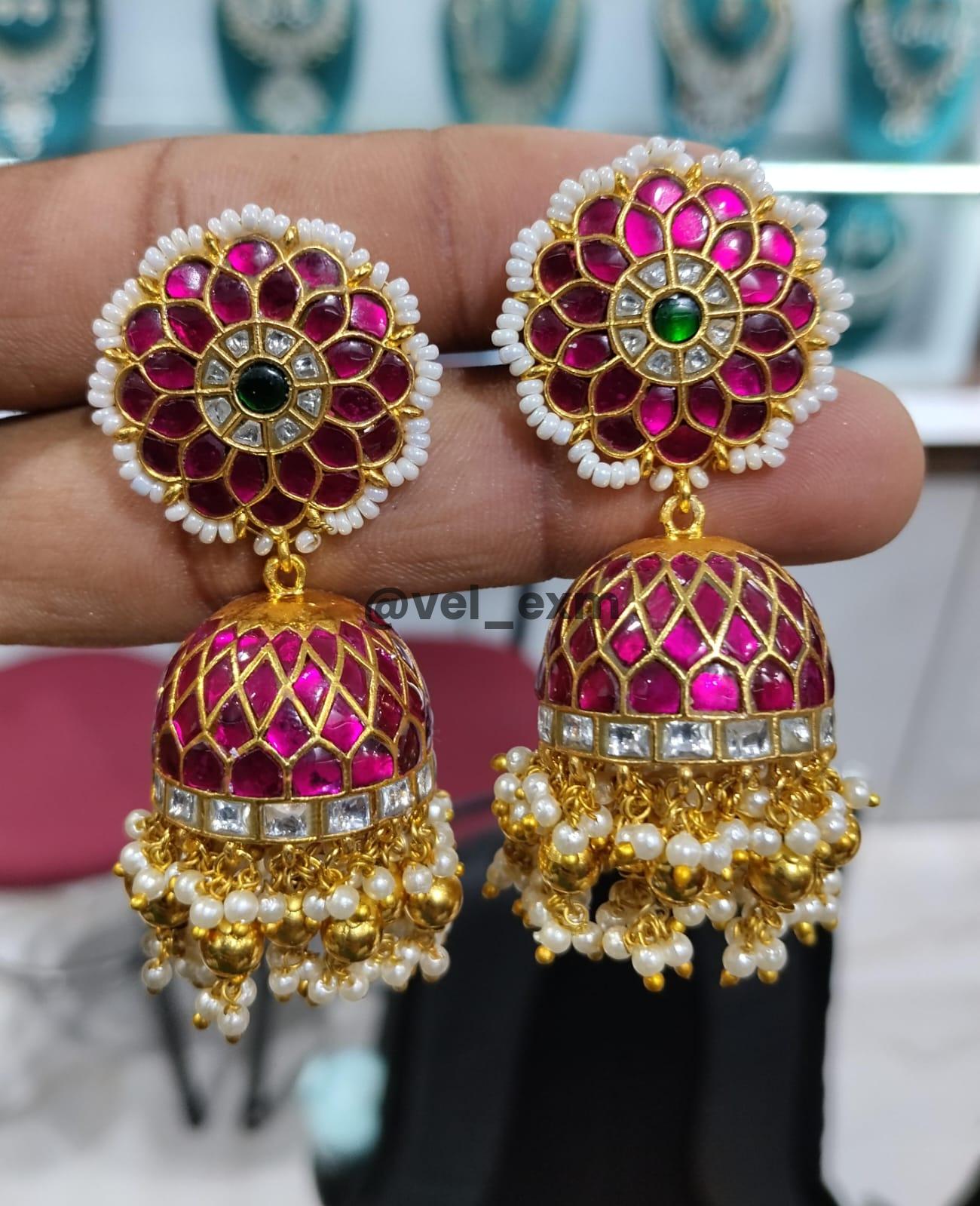 Kempu Stunning Jhumkas