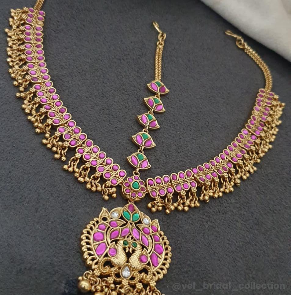 Jadau Kundan Mathapatti