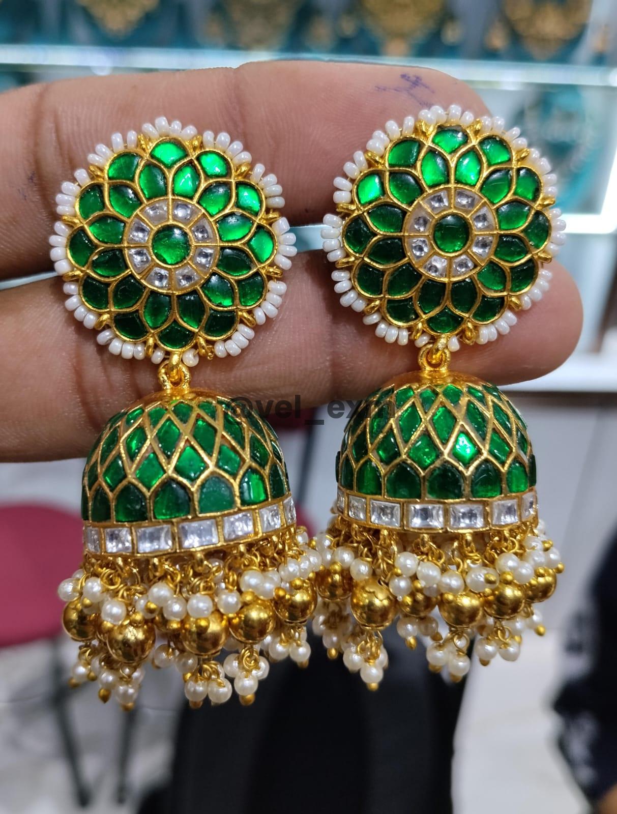 Kempu Stunning Jhumkas