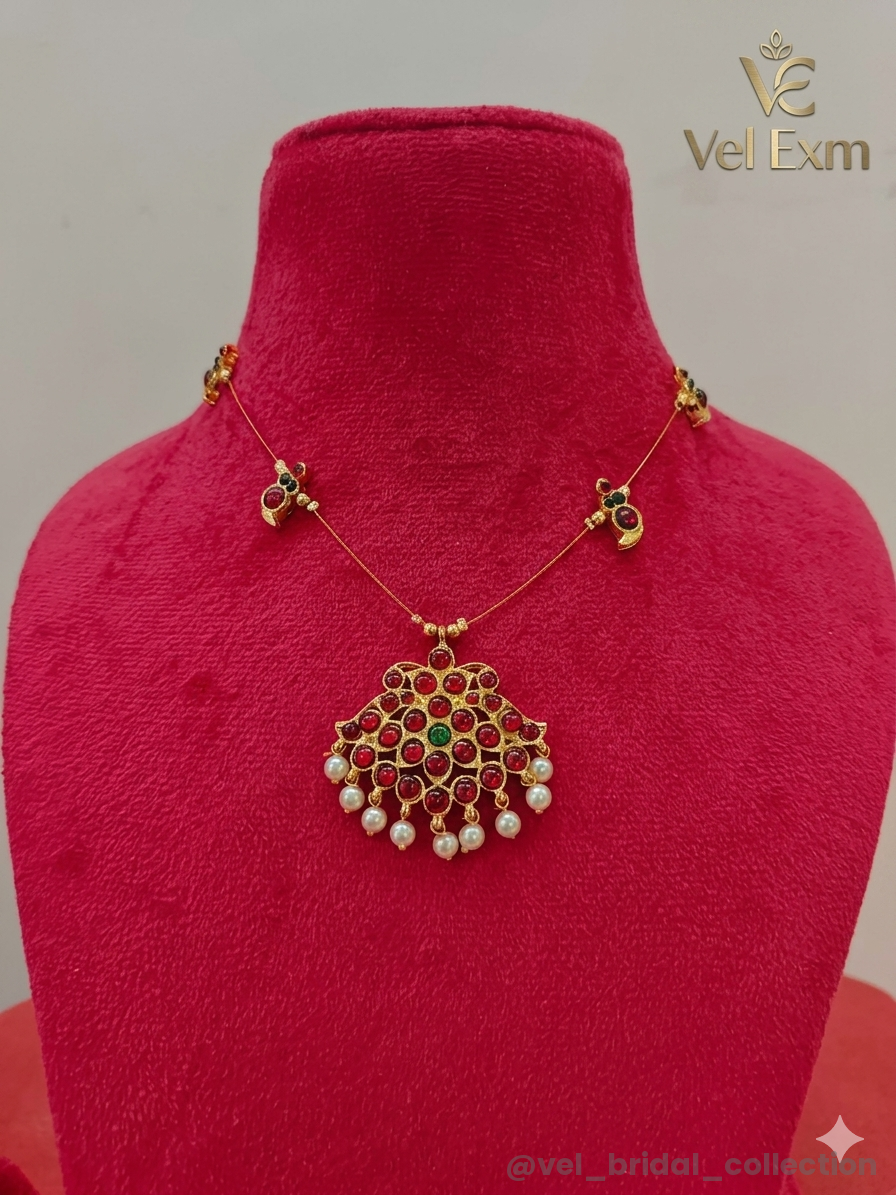 Invisible Neckpiece Red Kemp Stones